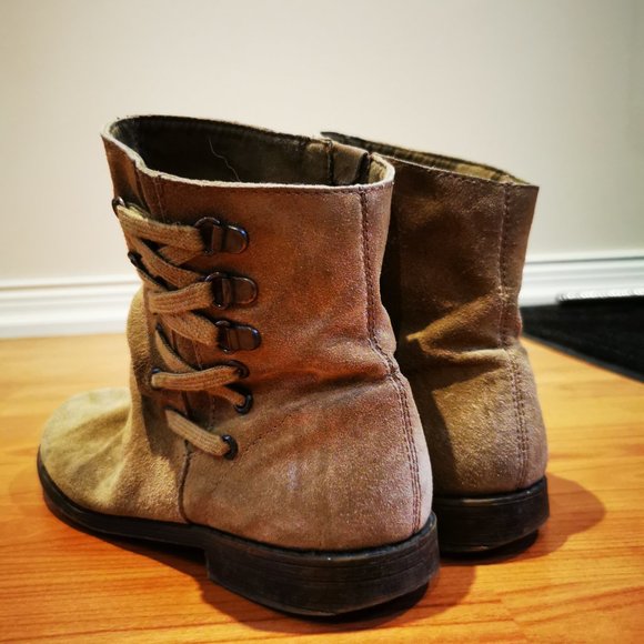Olive green grungy suede Nine West boots - Picture 10 of 10